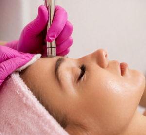 ChatGPT Image 1 apr 2026, 11_52_38 microdermabrasie
